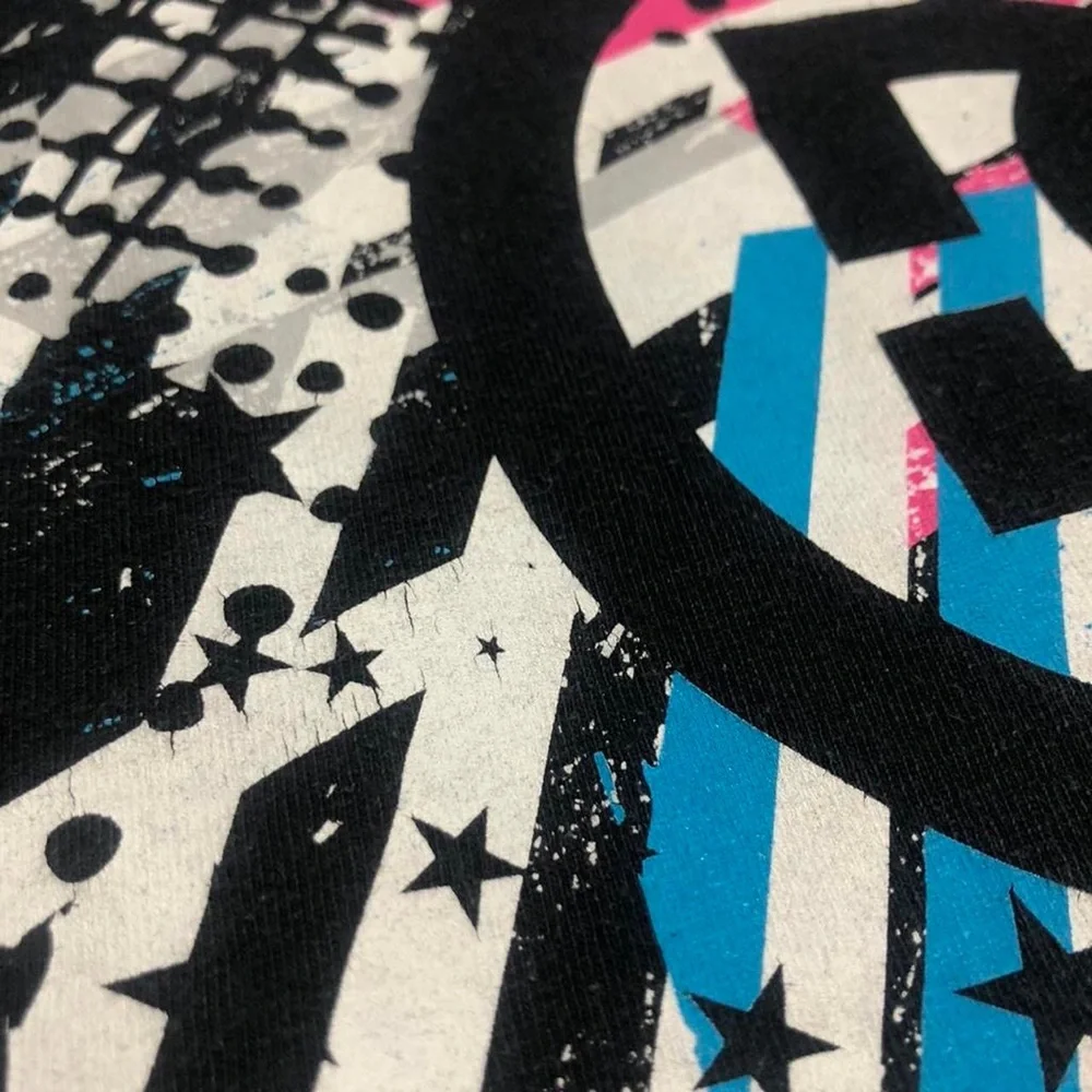 00s DC Shoes Tee - Picture 6 of 7